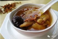 靈芝土雞湯